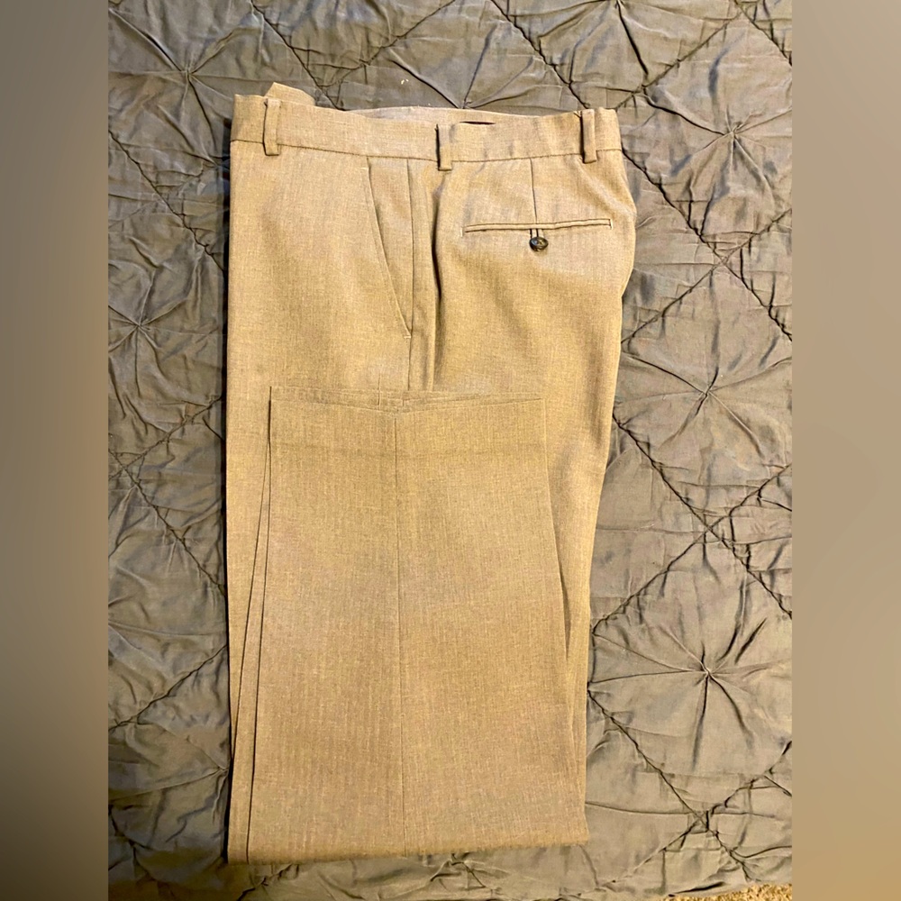 Men’s Perry Ellis dress pants